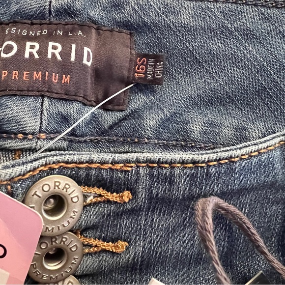 Torrid Premium Distressed Jeggings - Picture 8 of 10